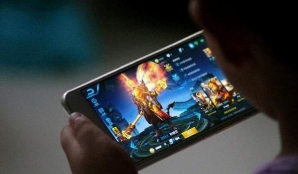 Mobile gaming a rage in the UAE!!