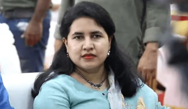 Veena Vijayan appears before ED in Kochi amid CMRL money laundering probe