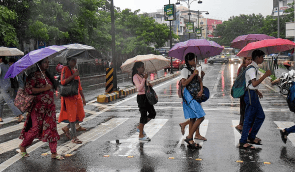 Weak monsoon persists in Kerala; IMD forecasts scattered showers till July 19