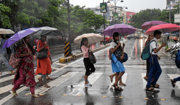 Orange Alert Triggers School Holiday in Kannur, Kasaragod; Rain Warning Continues Across Kerala