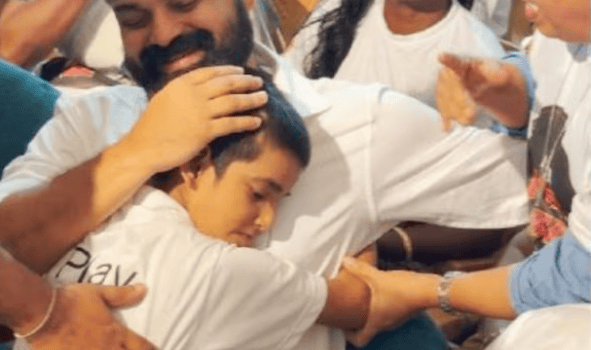 Kunchacko Boban’s cutest fan encounter is winning hearts online